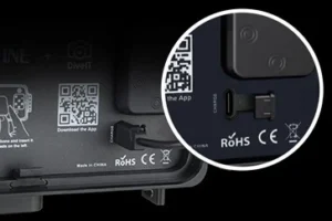 スマホ ハウジング