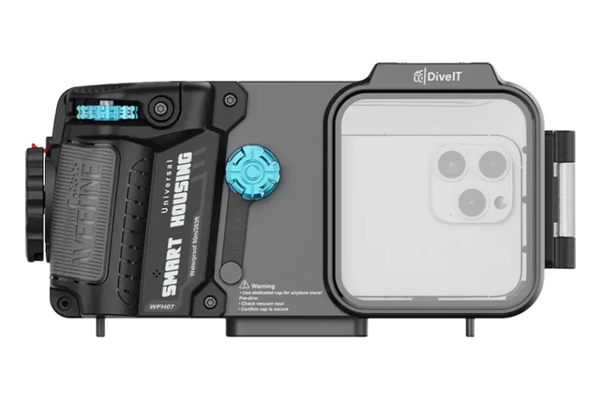 スマホ　ハウジング